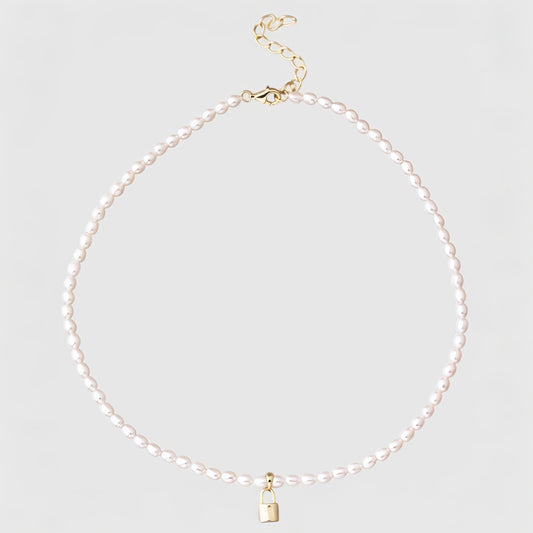 Lock Pendant Pearl Necklace