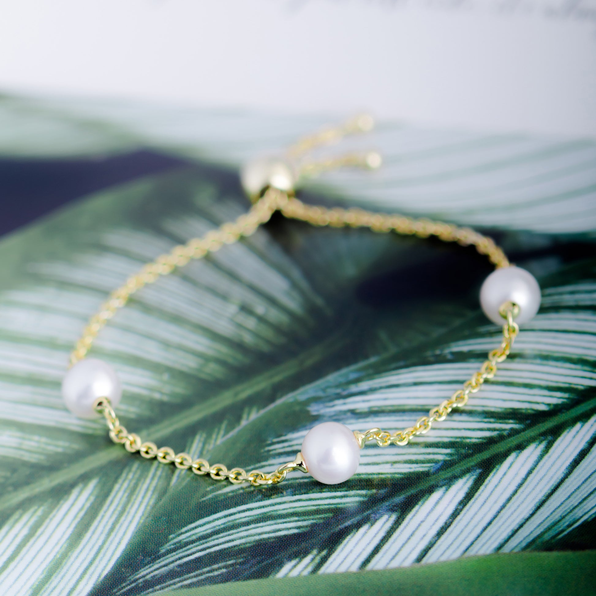 Molah Gold Plated 925 Silver Cultured Freshwater Pearl Bolo Adjustable Bracelet