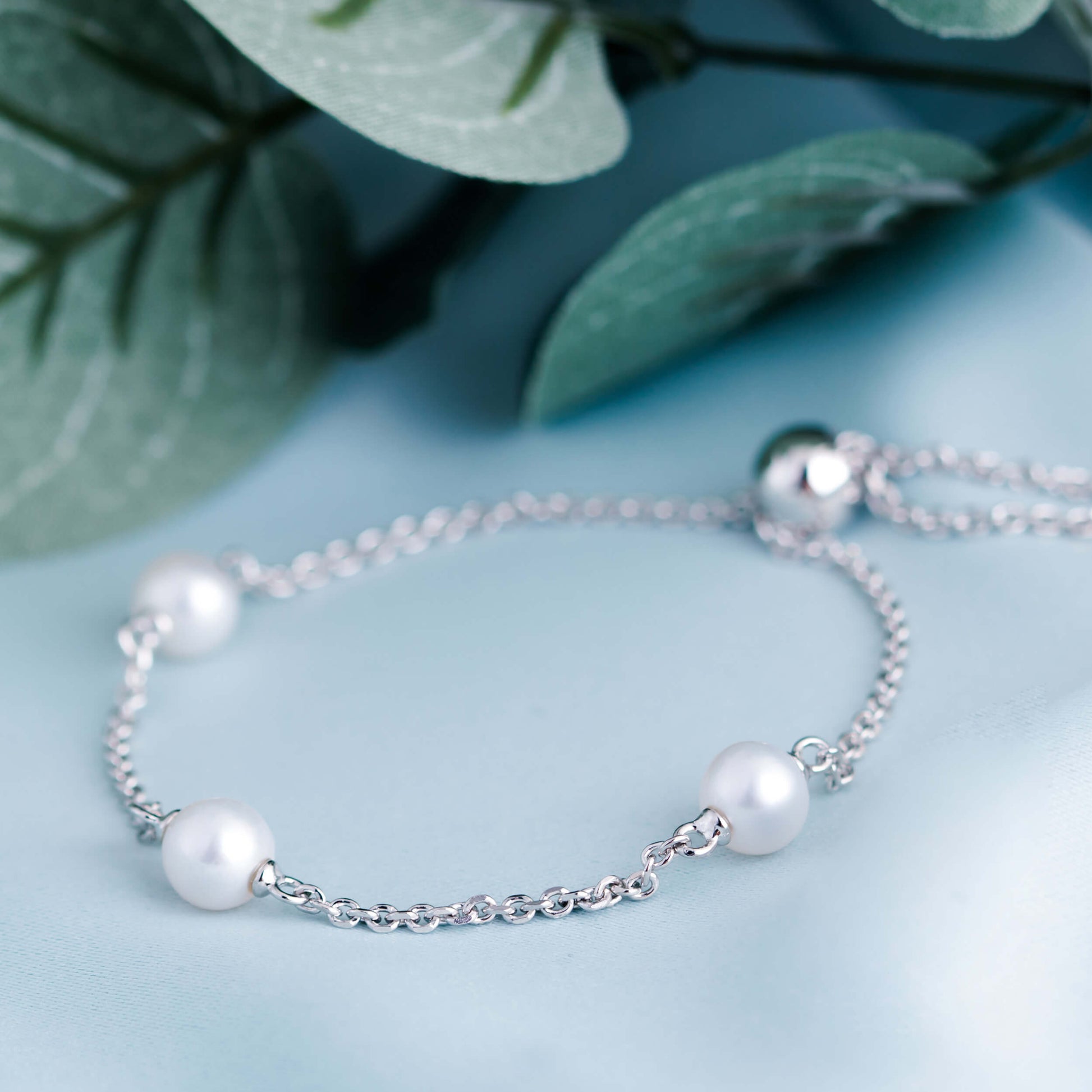 Molah Rhodium Plated 925 Silver Cultured Freshwater Pearl Bolo Adjustable Bracelet