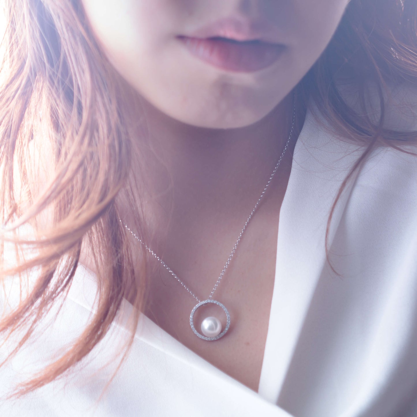 Molah 925 Silver Cultured Freshwater Pearl and Cubic Zirconia Circle Pendant Necklace